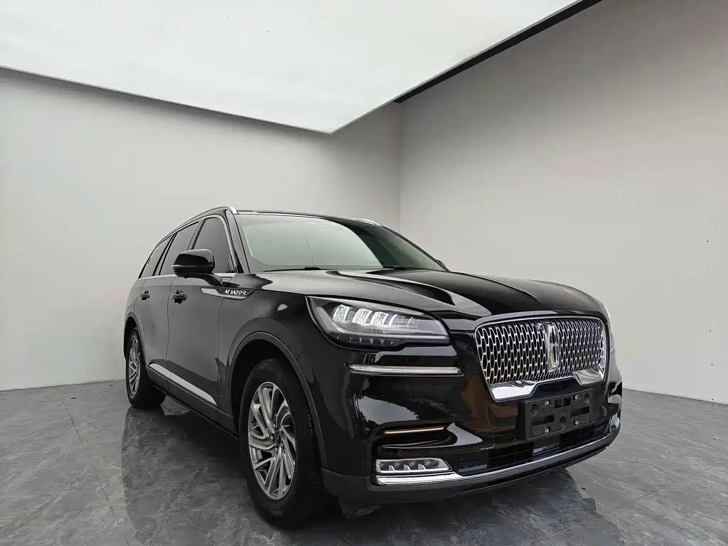 Lincoln Aviator — миниатюра 3