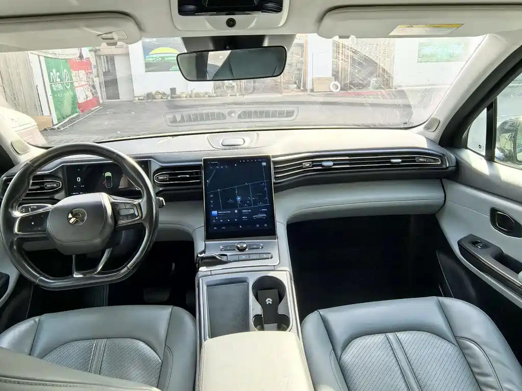 NIO NIO ES6