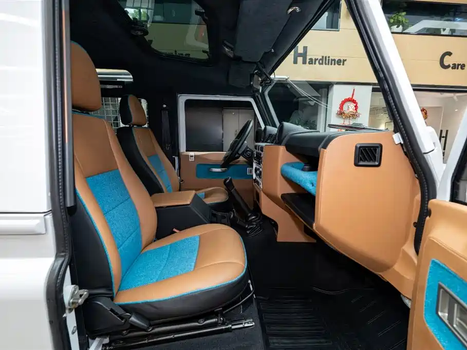 Land Rover Land Rover Defender