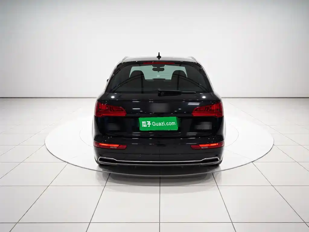 Audi Q5L — миниатюра 5