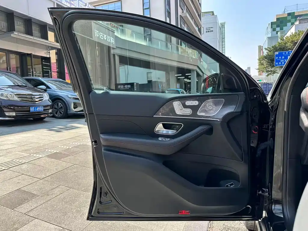 MERCEDES-BENZ GLE COUPE AMG