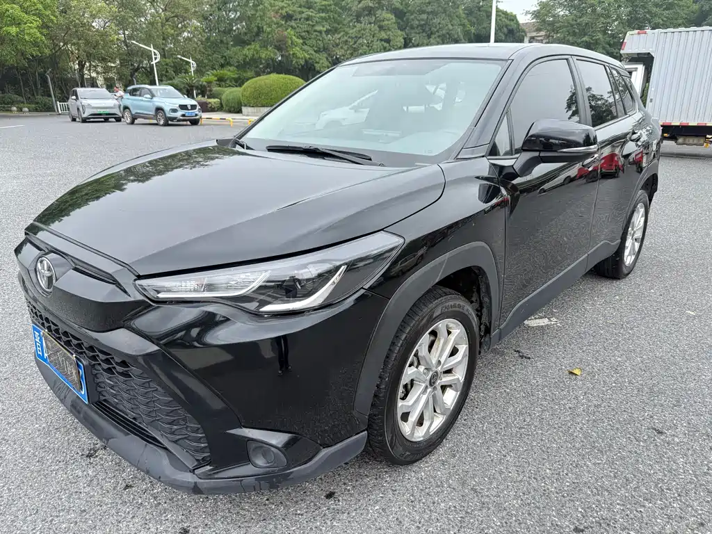 Toyota Frontlander 2024