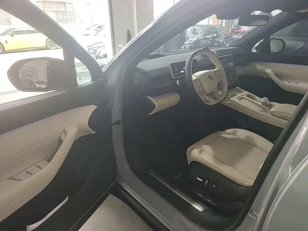 NIO ES6 — миниатюра 16