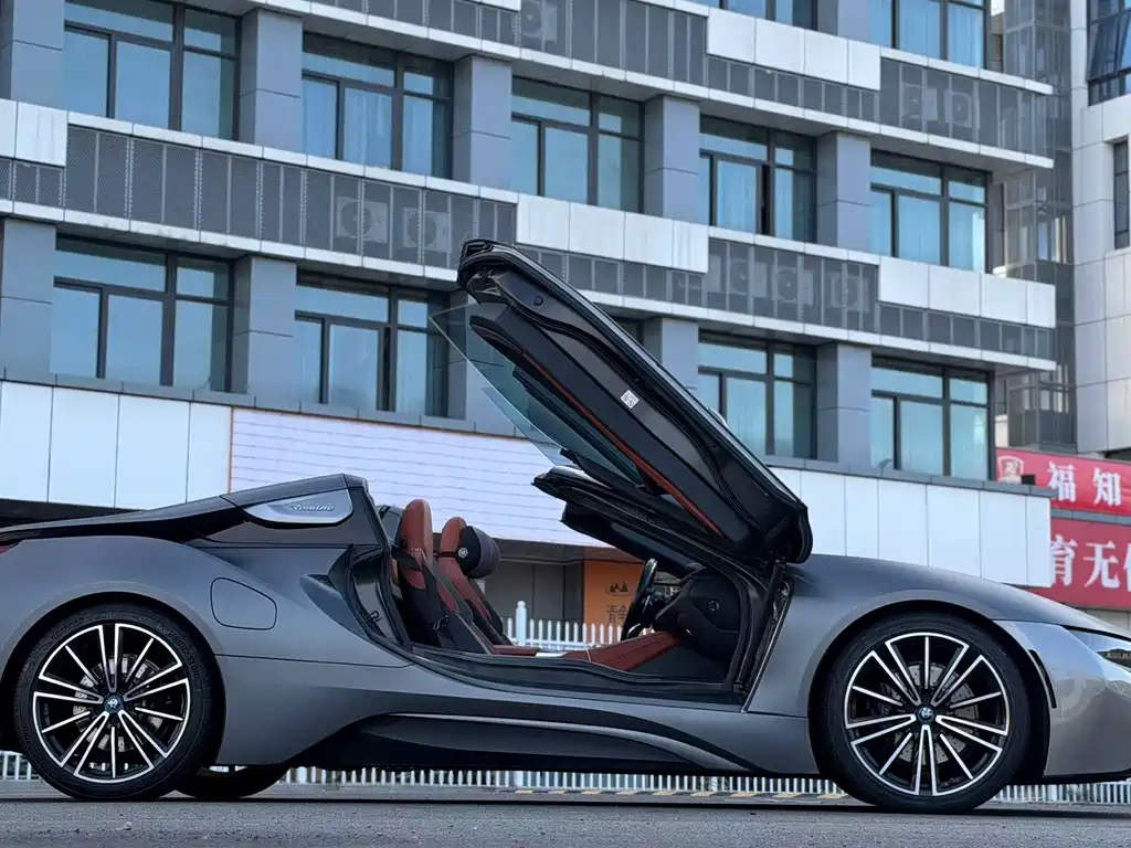 BMW i8 — миниатюра 6