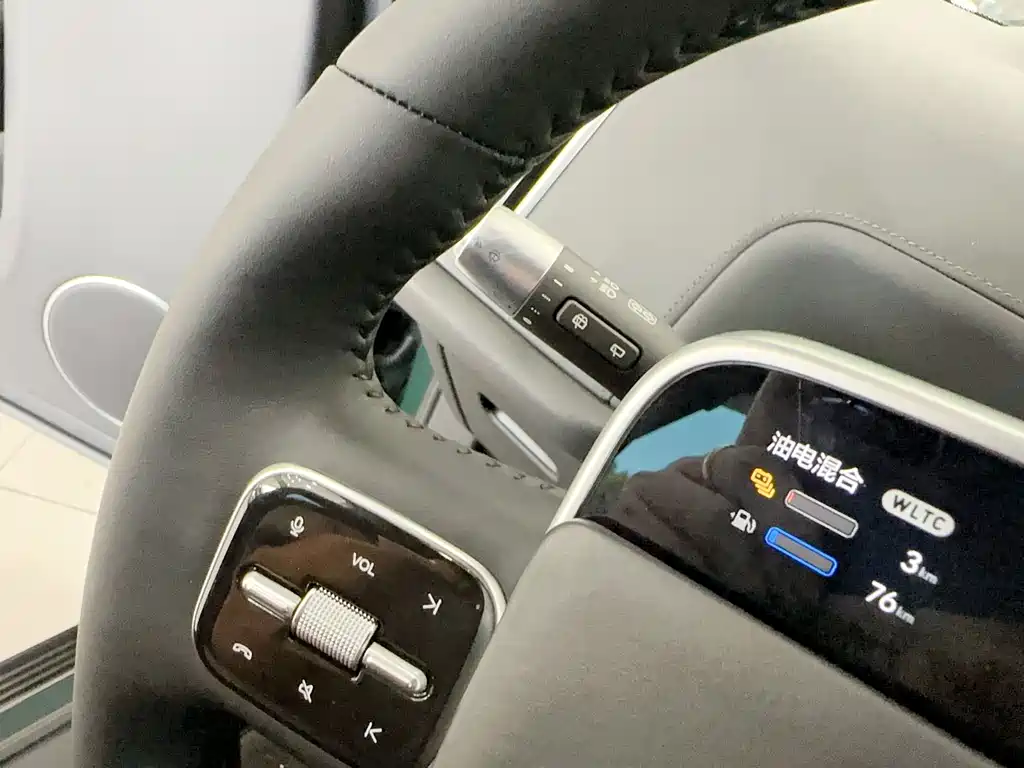 Li Auto Li L9 — миниатюра 21