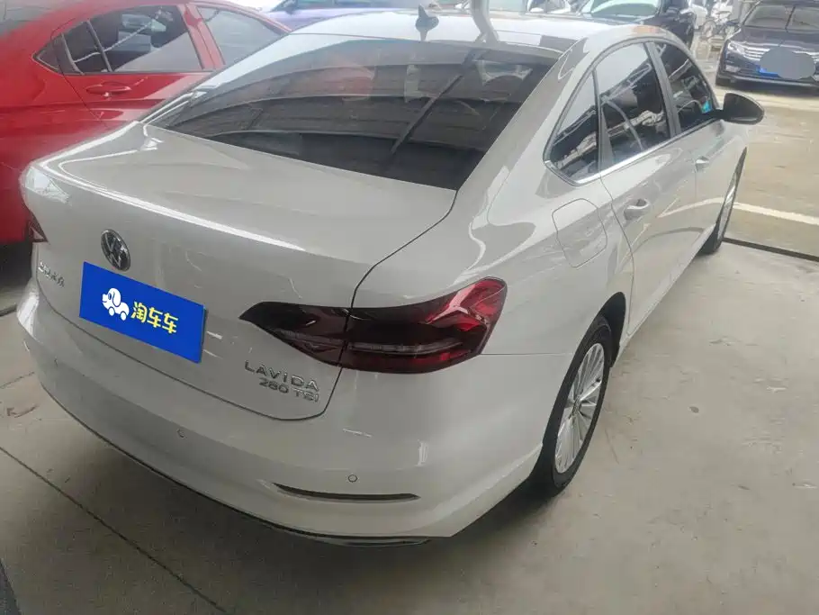 Volkswagen Lavida — миниатюра 3