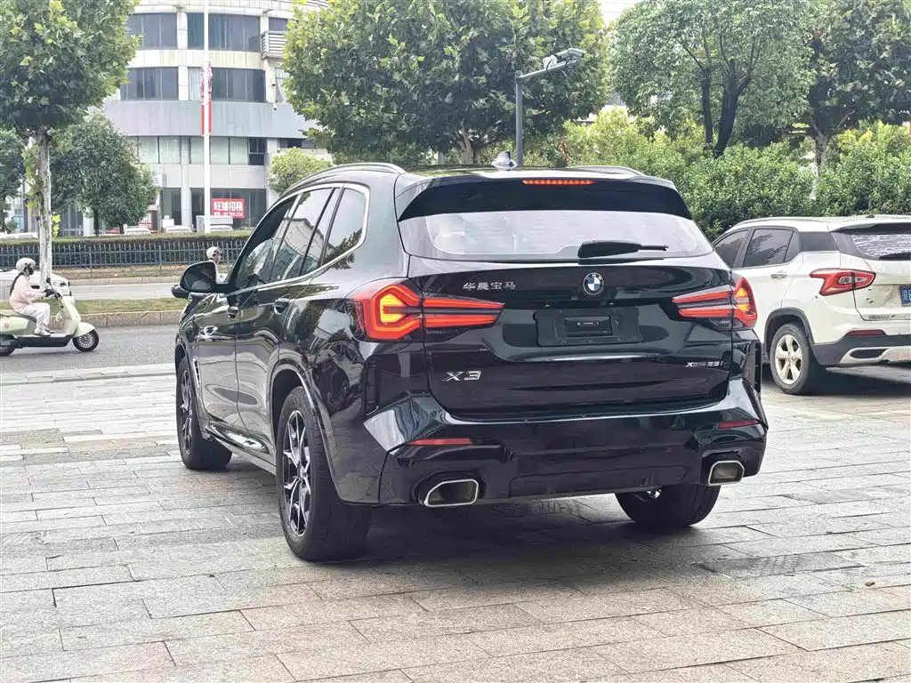 BMW X3 — миниатюра 9