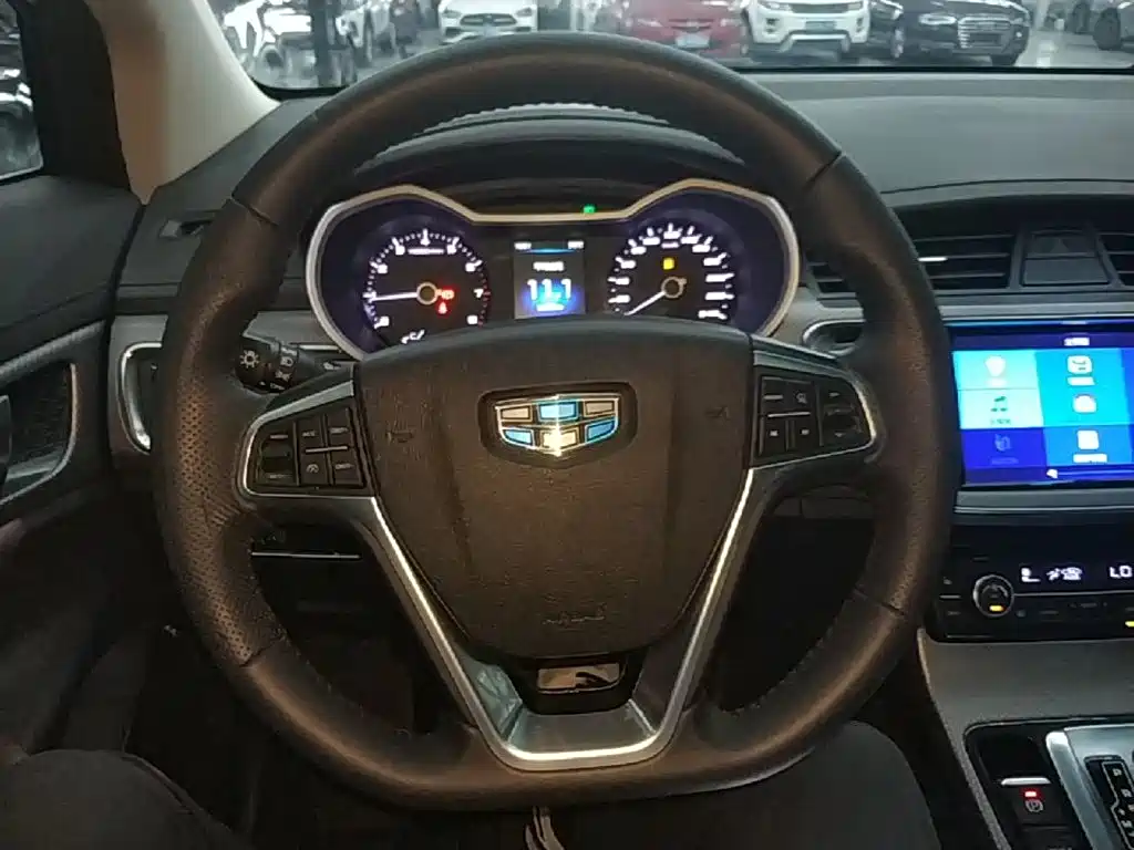 Geely Emgrand GS — миниатюра 11