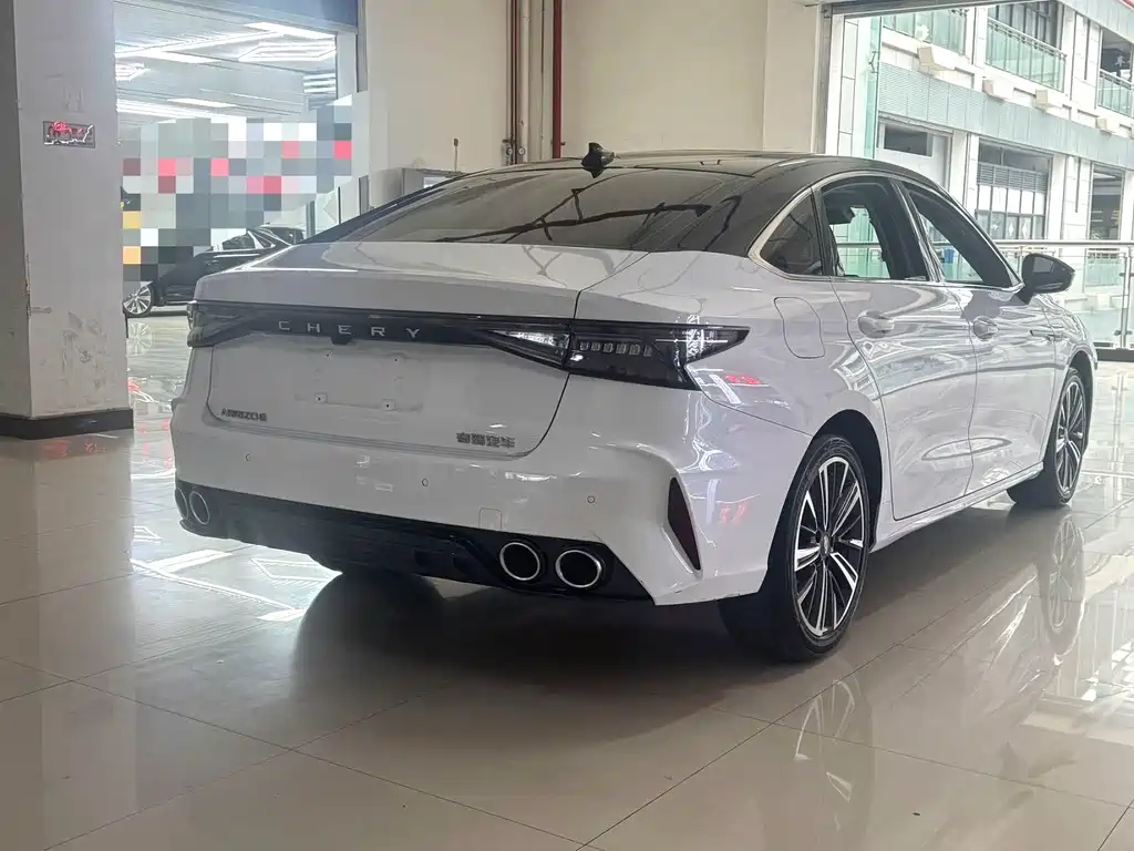 CHERY ARRIZO 8