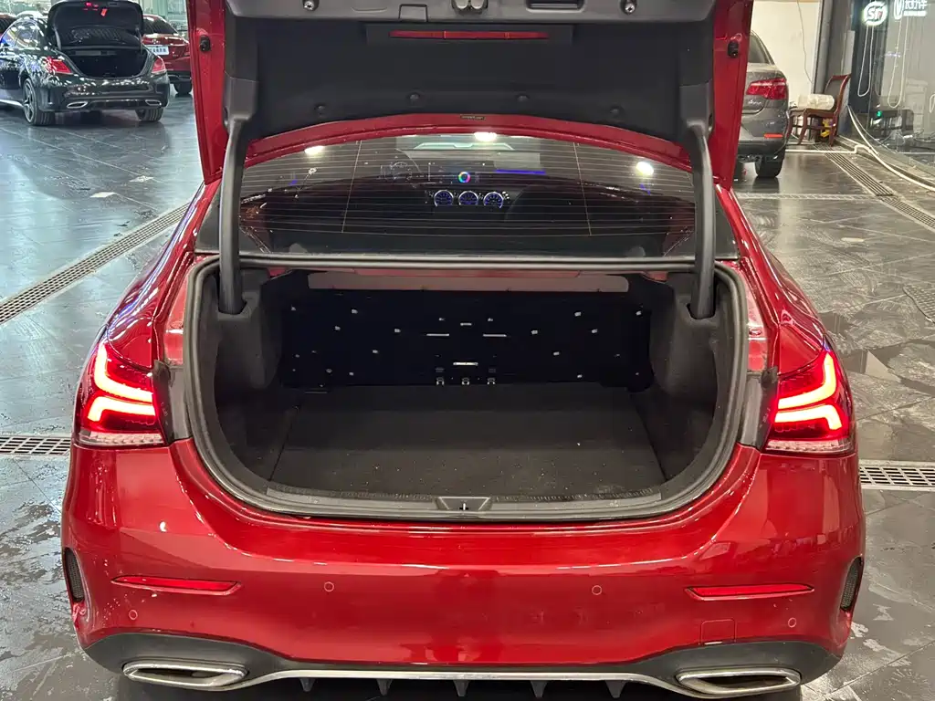 MERCEDES-BENZ A CLASS