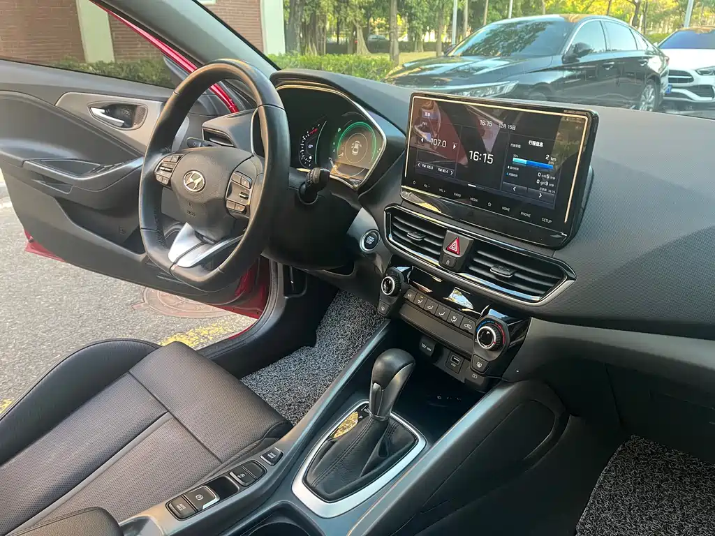 Hyundai Fista — миниатюра 13