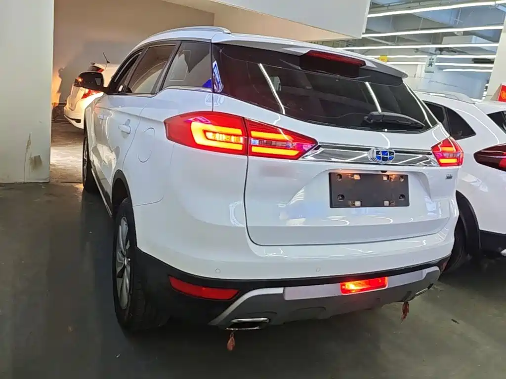 Geely Boyue — миниатюра 5