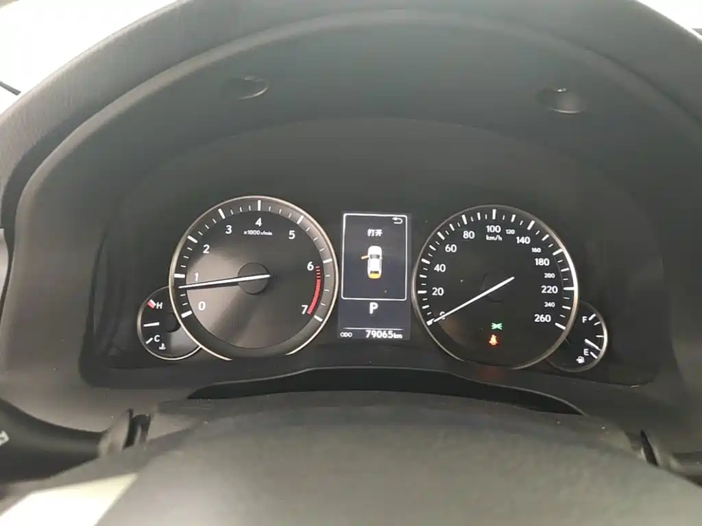 Lexus ES — миниатюра 12