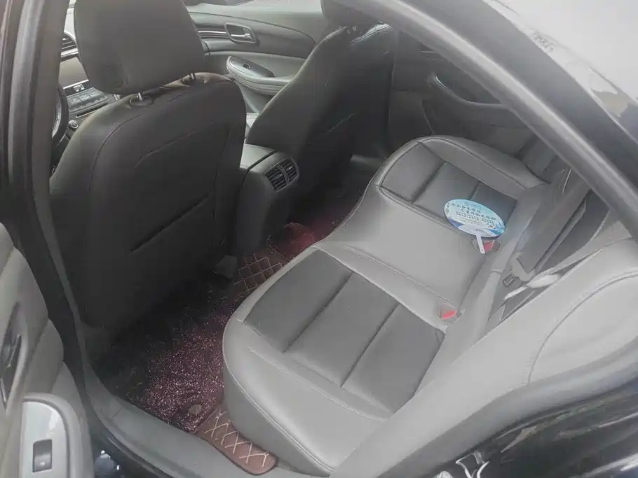 Chevrolet Malibu — миниатюра 11
