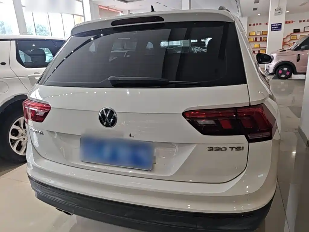 Volkswagen Tiguan L — миниатюра 6