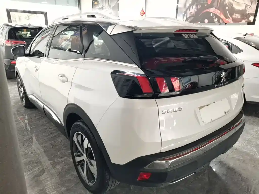 Peugeot 4008 — миниатюра 5