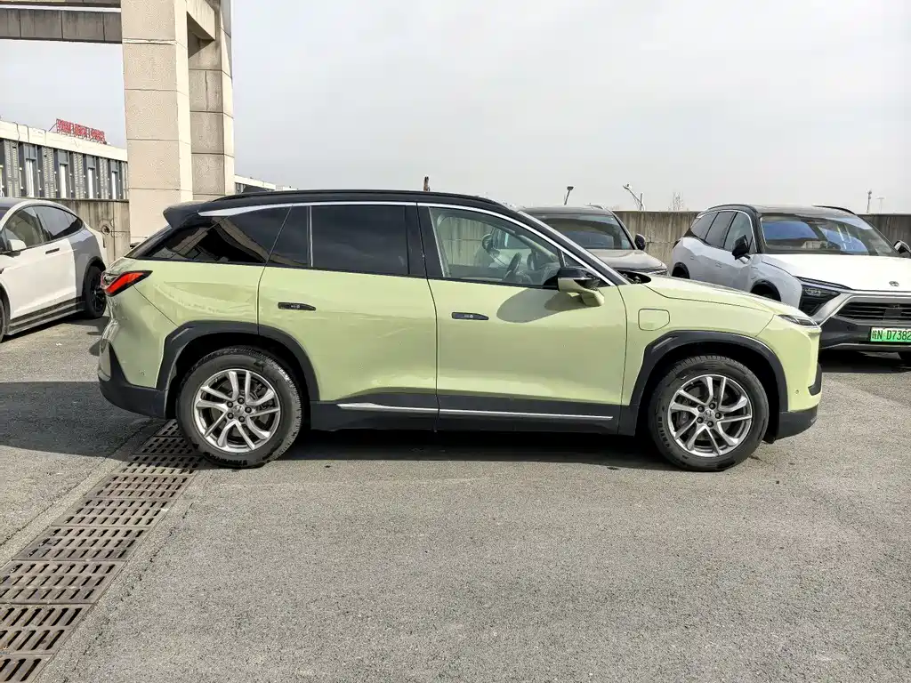 NIO NIO ES6