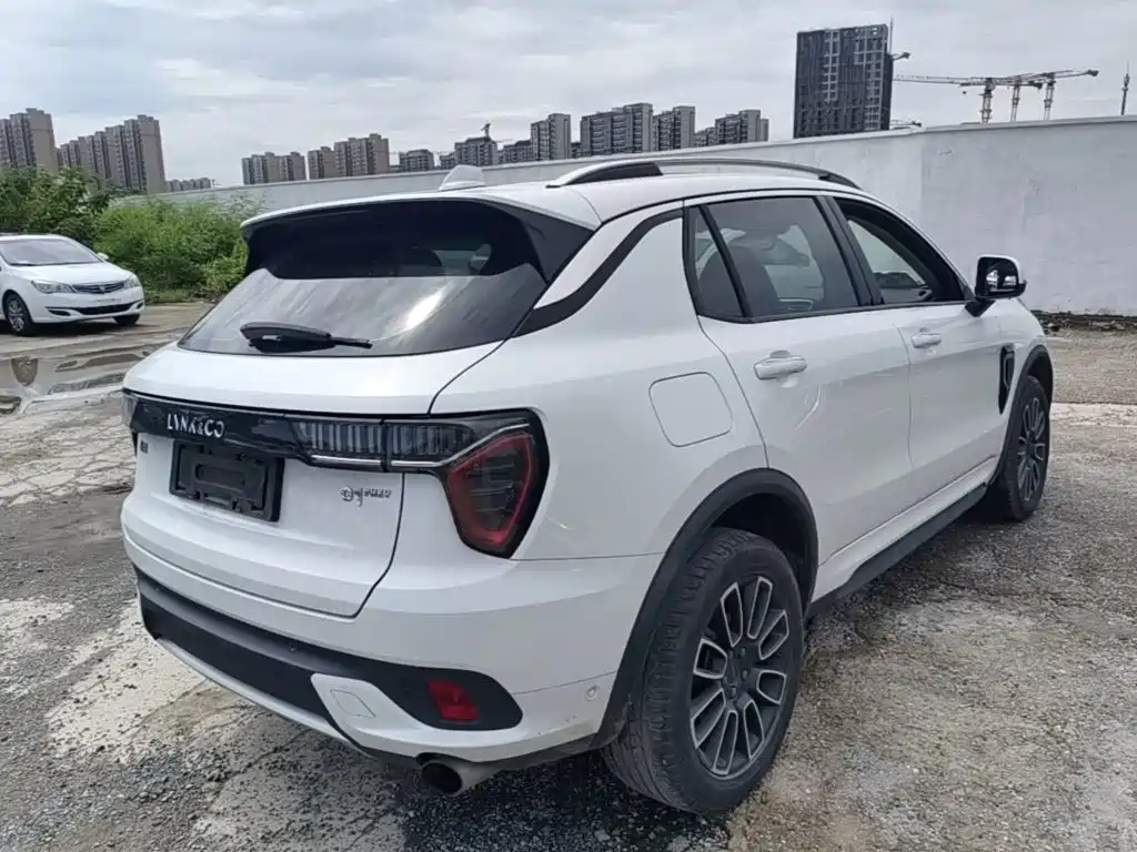 Lynk & Co 01 EM-P — миниатюра 7