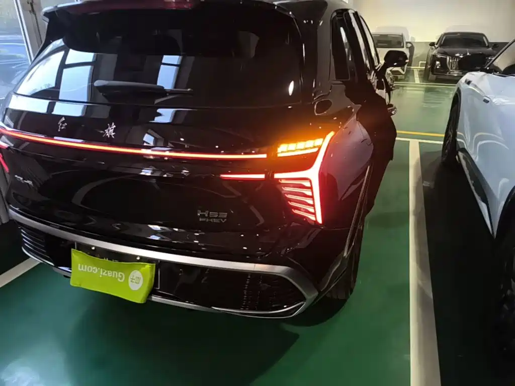 Hongqi Hongqi HS3 PHEV — миниатюра 8