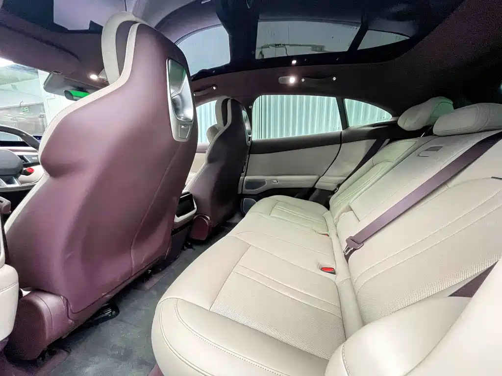 XIAOMI CAR XIAOMI YU7