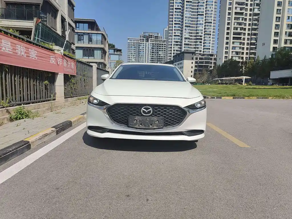MAZDA 3 ANGKESAILA