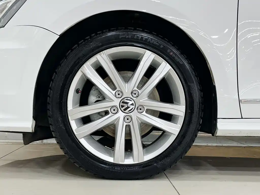 Volkswagen Sagitar — миниатюра 12