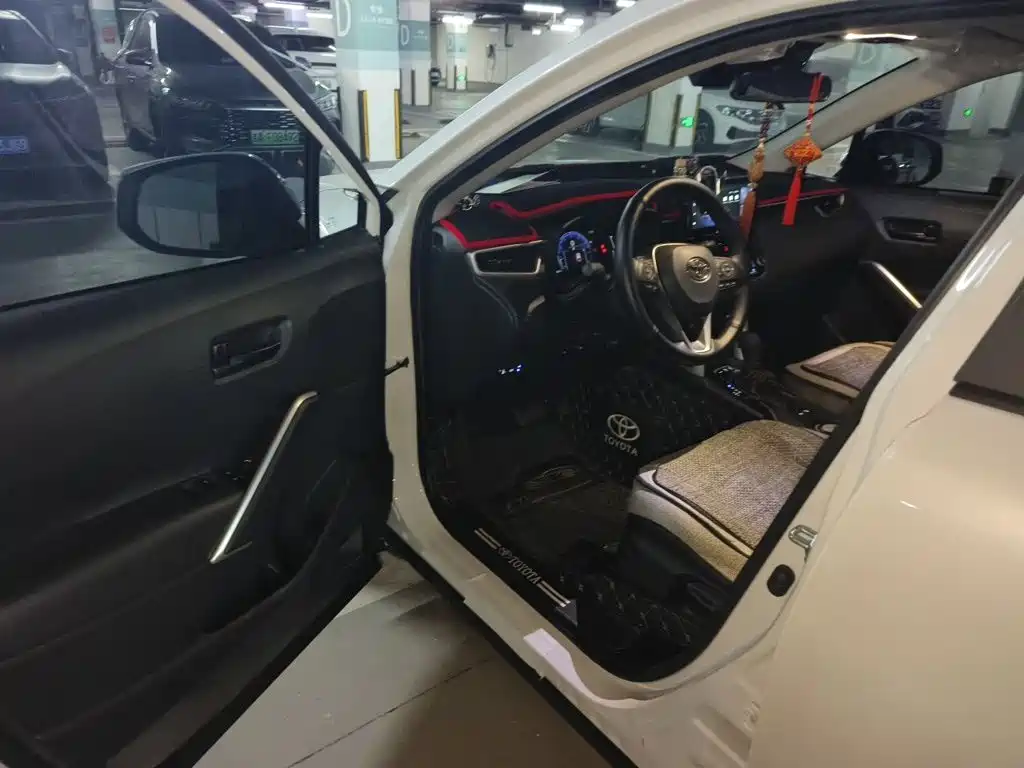 Toyota Frontlander — миниатюра 12
