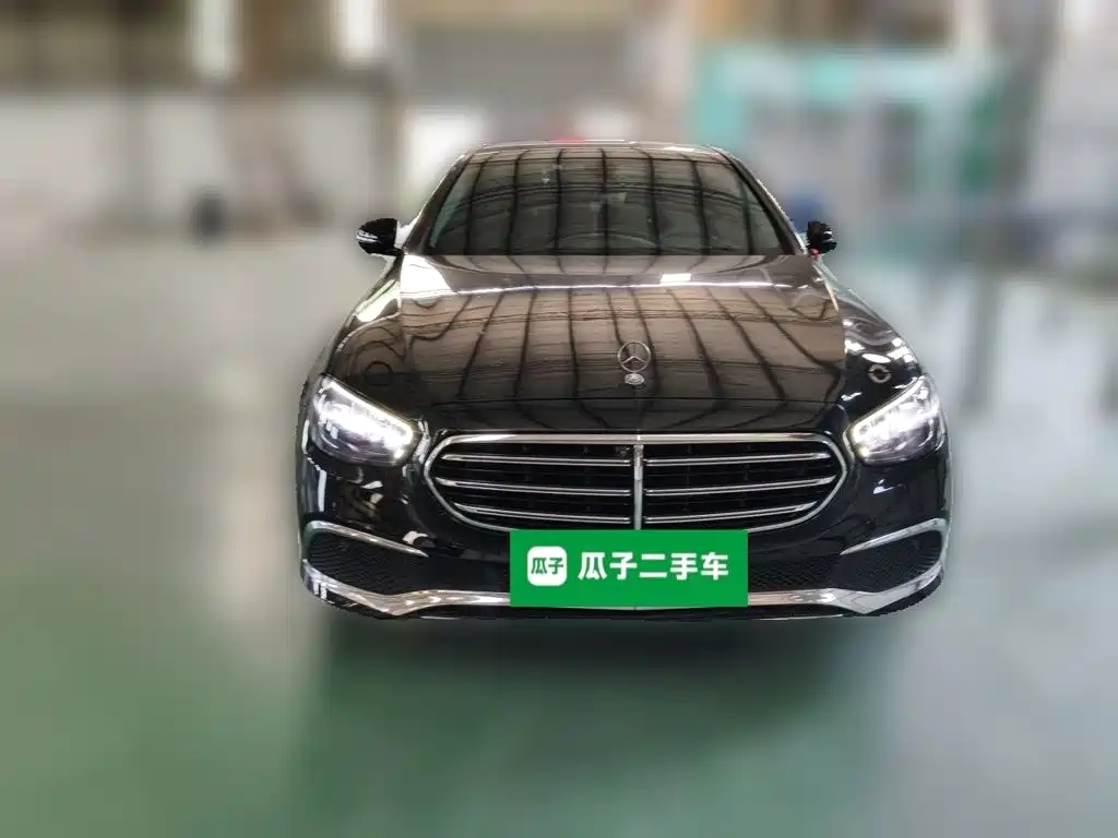 Mercedes-Benz E-Class — миниатюра 23