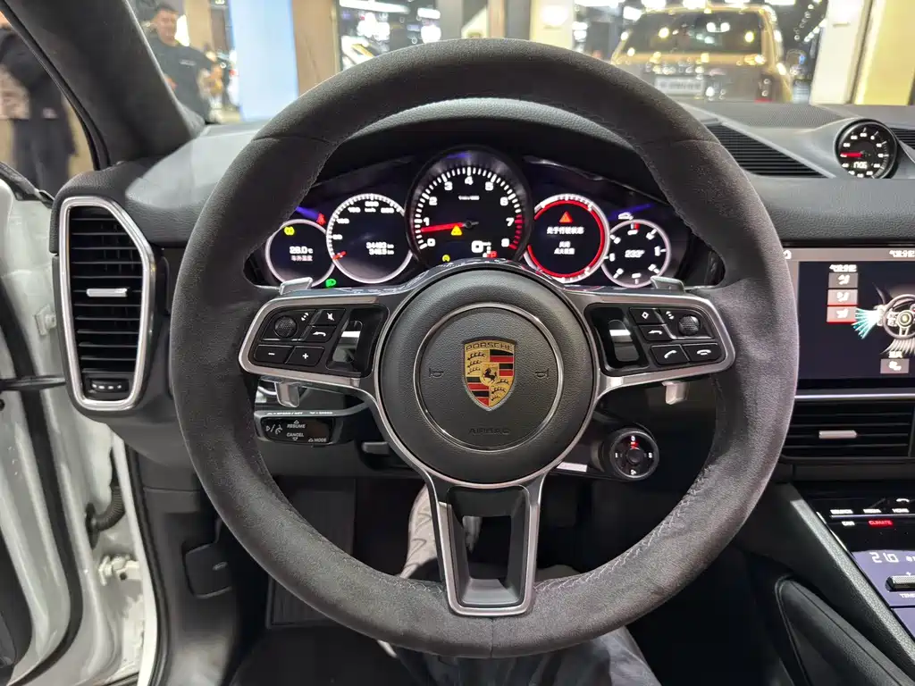 PORSCHE CAYENNE
