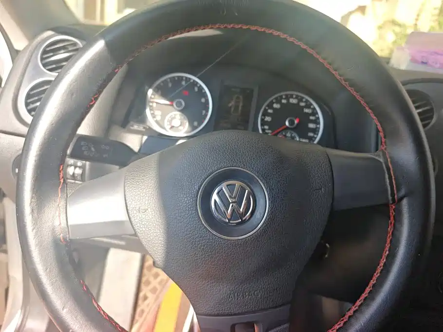 Volkswagen Tiguan — миниатюра 15