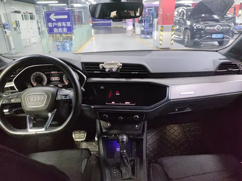 Audi Q3 — миниатюра 3