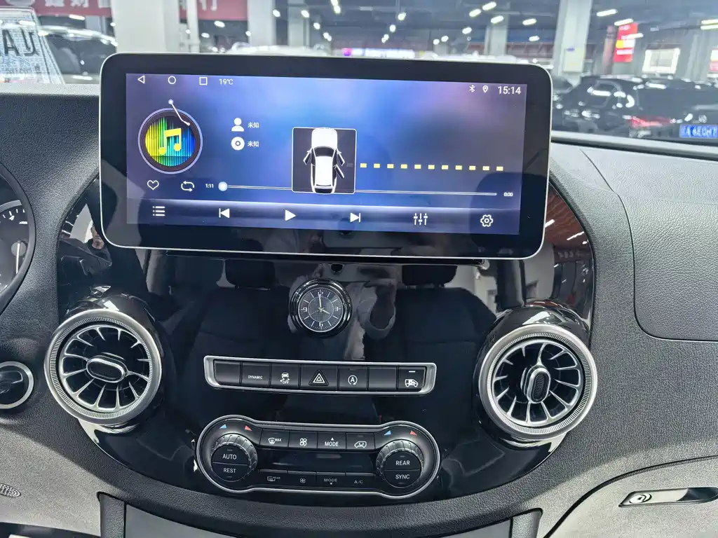 Mercedes-Benz Vito — миниатюра 12