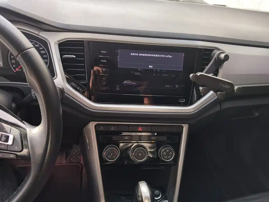 Volkswagen T-Roc — миниатюра 6