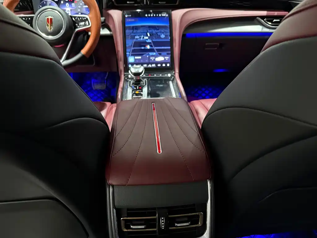 Hongqi Hongqi H5 — миниатюра 11