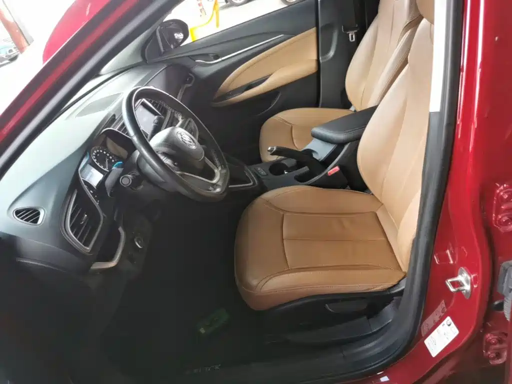 Buick Excelle — миниатюра 15