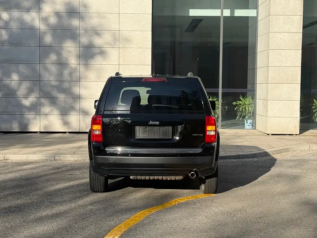 Jeep Patriot — миниатюра 20
