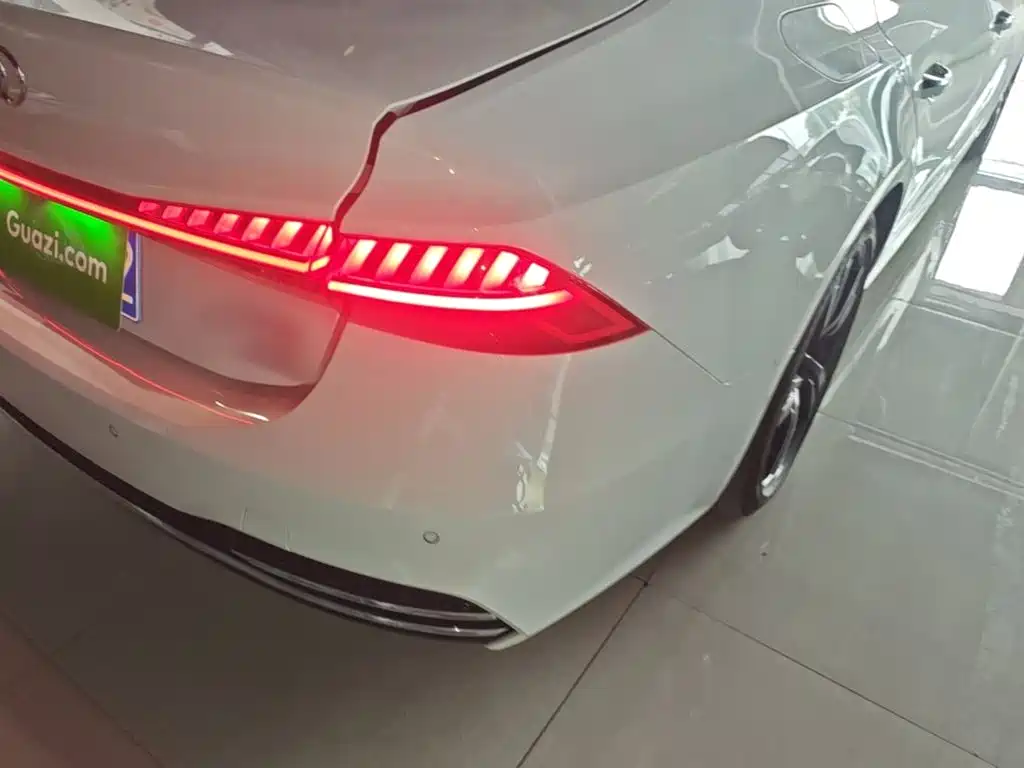 Audi A7L — миниатюра 8