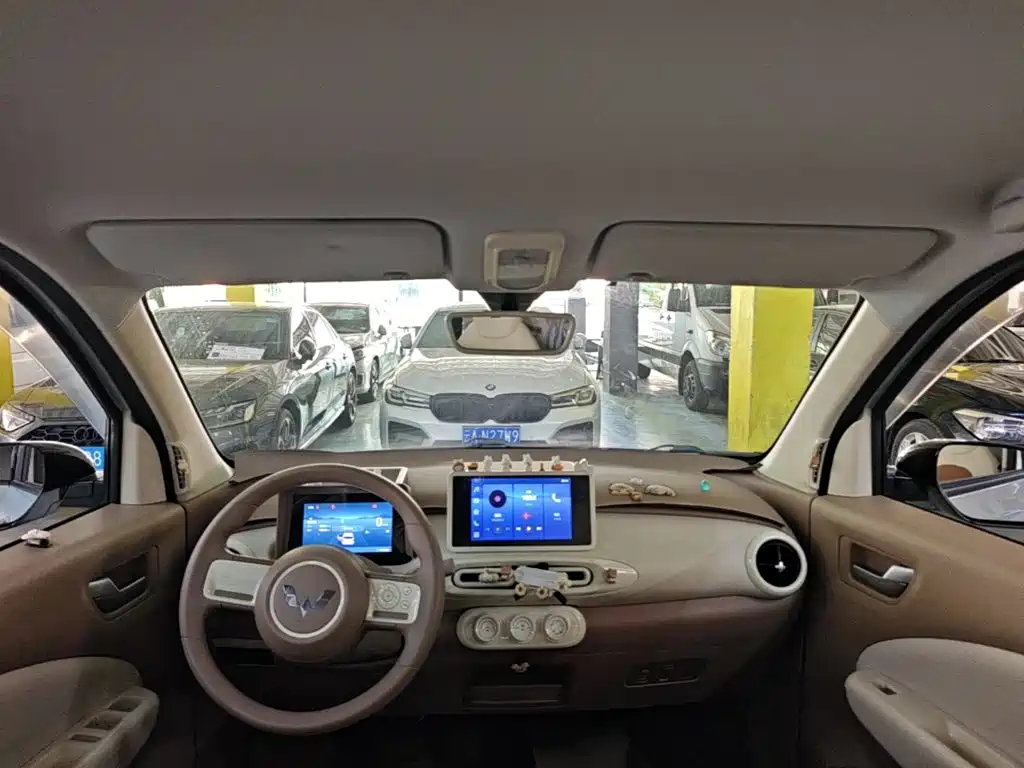 Wuling MINIEV — миниатюра 18