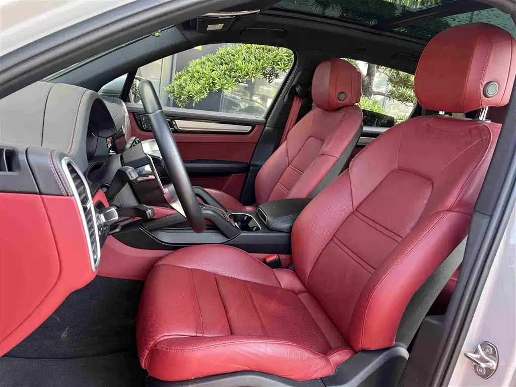 Porsche Cayenne — миниатюра 9