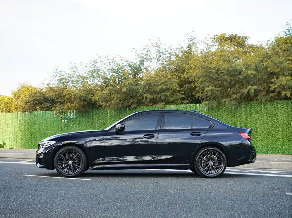 BMW 3 Series — миниатюра 4
