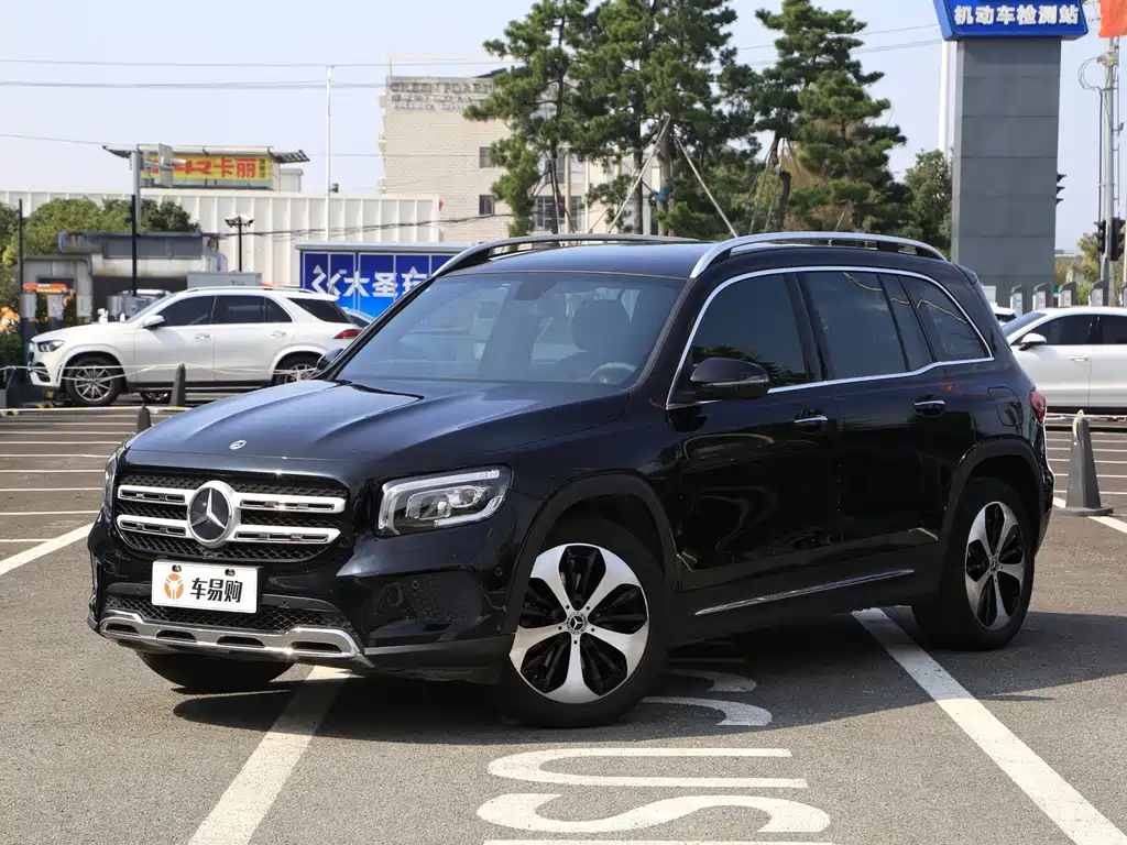 Mercedes-Benz GLB — миниатюра 2