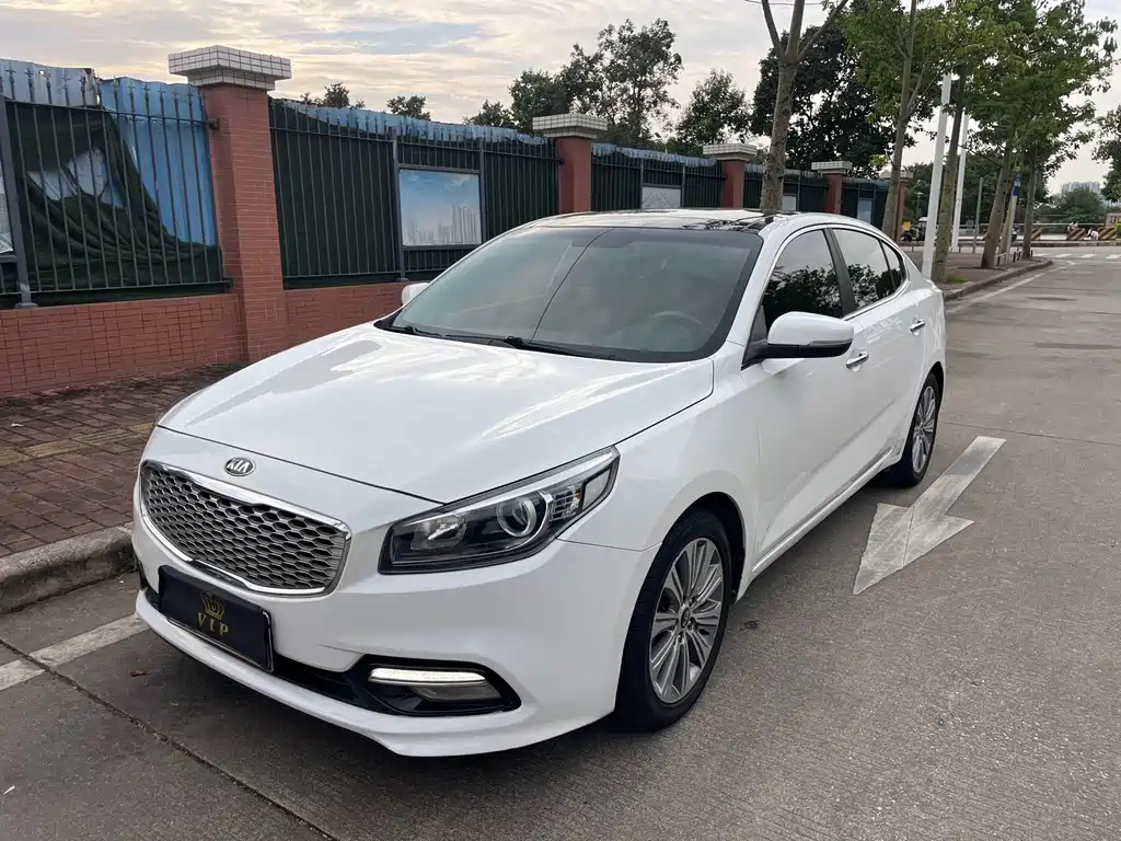 Kia K4