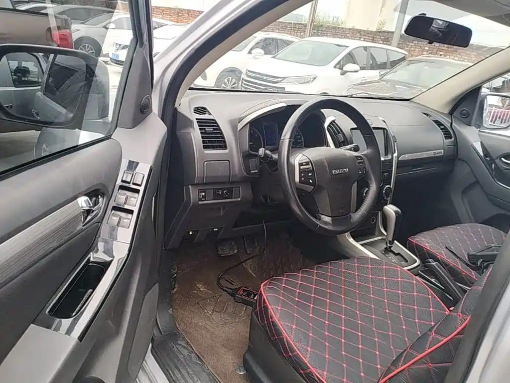 Isuzu D-MAX — миниатюра 16