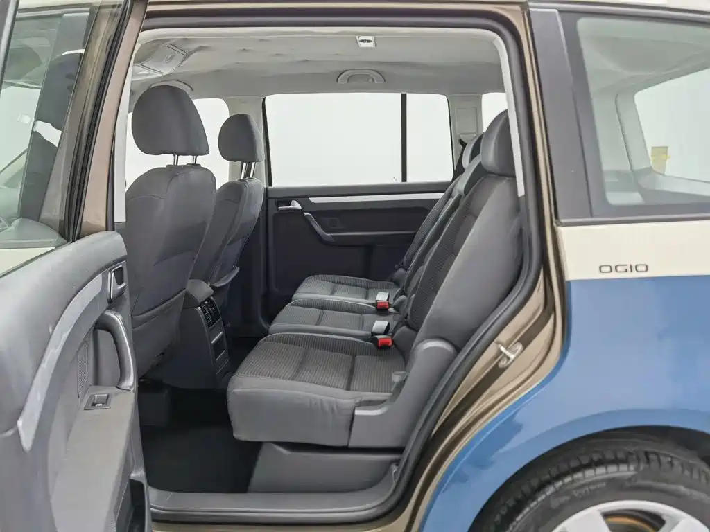 Volkswagen Touran — миниатюра 15