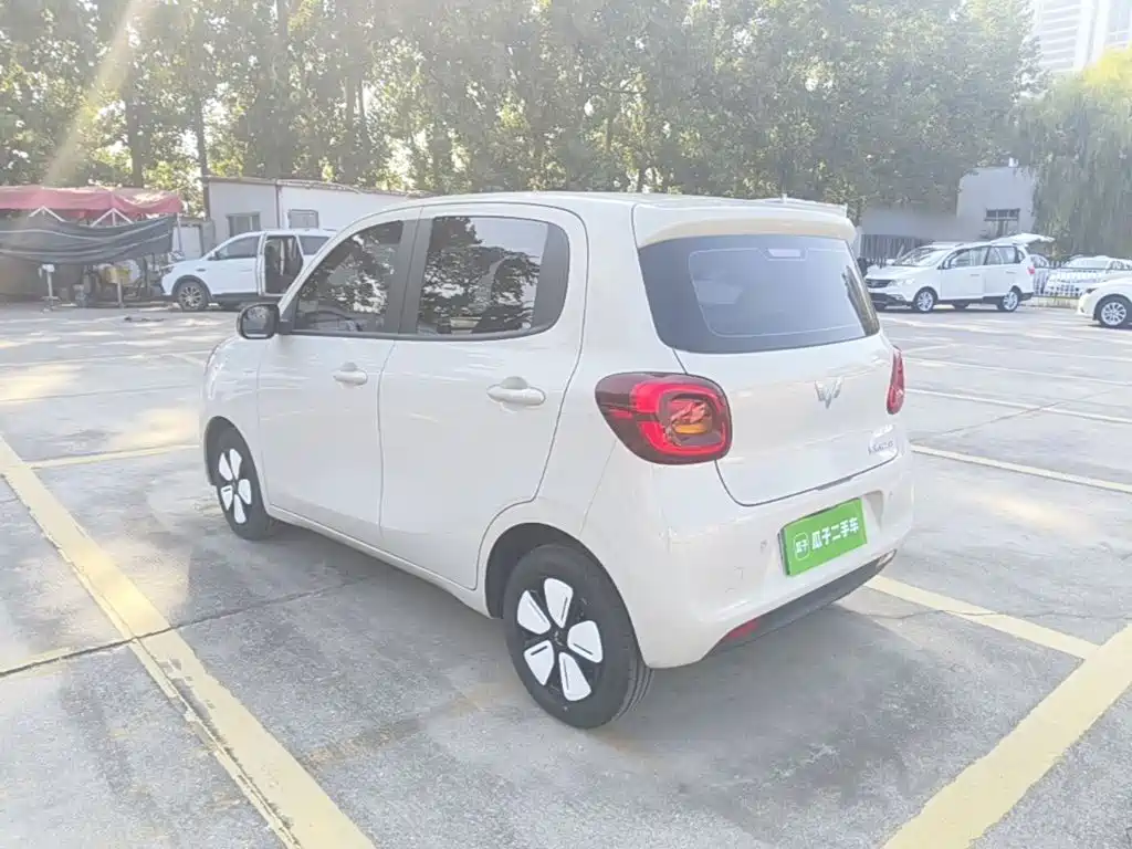 Wuling MINIEV — миниатюра 5