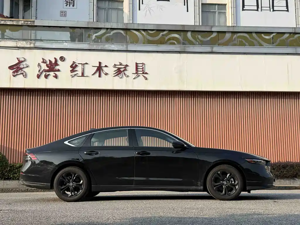 Honda Accord — миниатюра 2