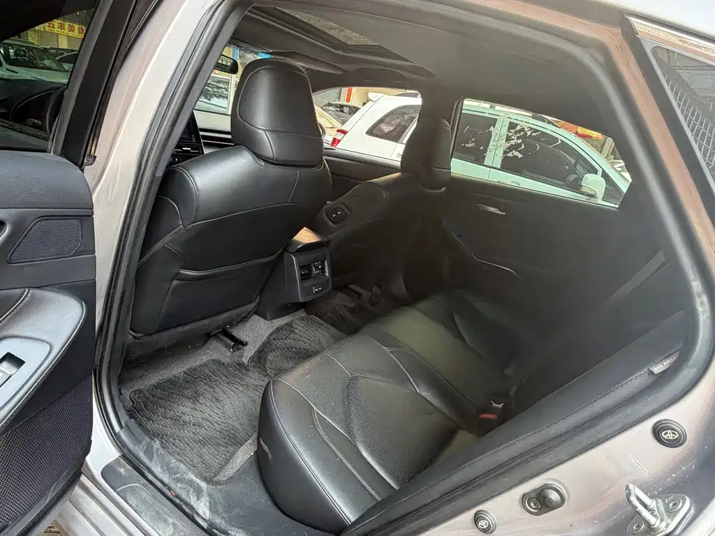 Toyota Avalon — миниатюра 9