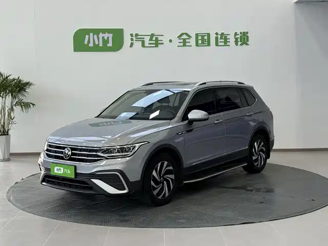 Volkswagen Tiguan L