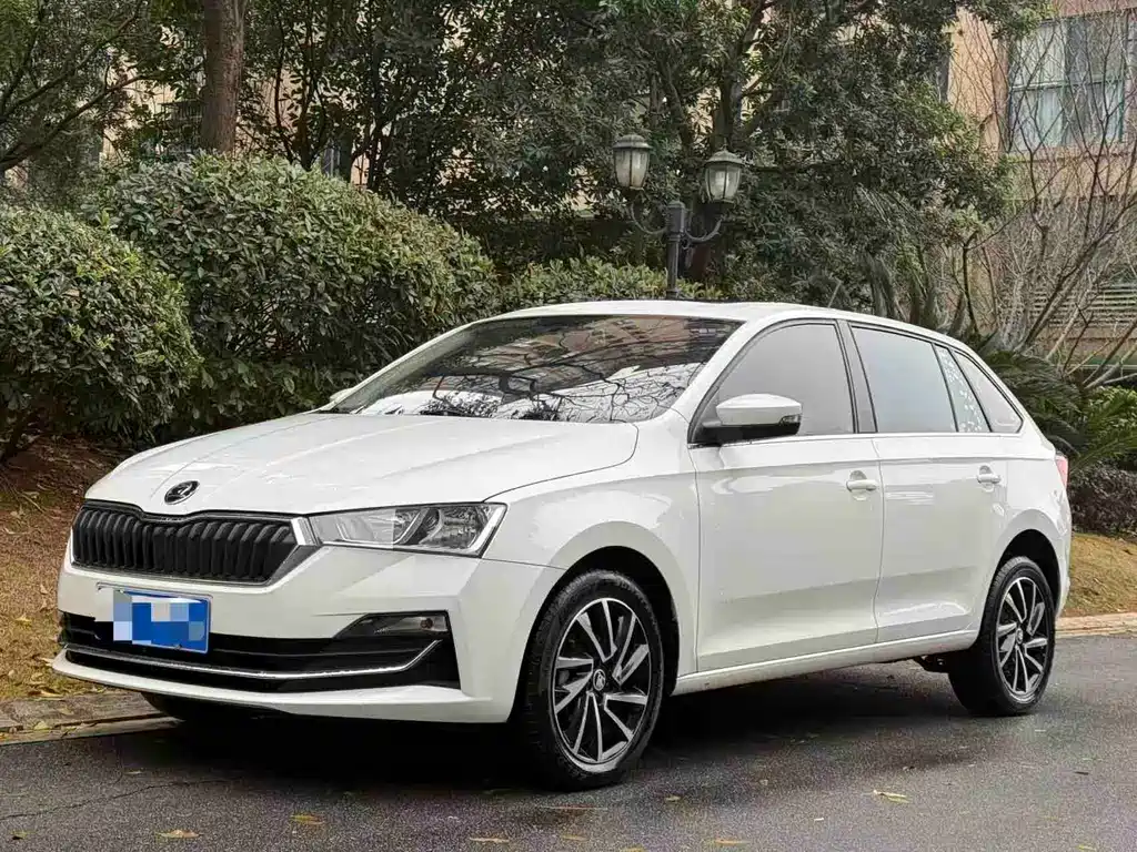 Skoda Rapid Spaceback 2021