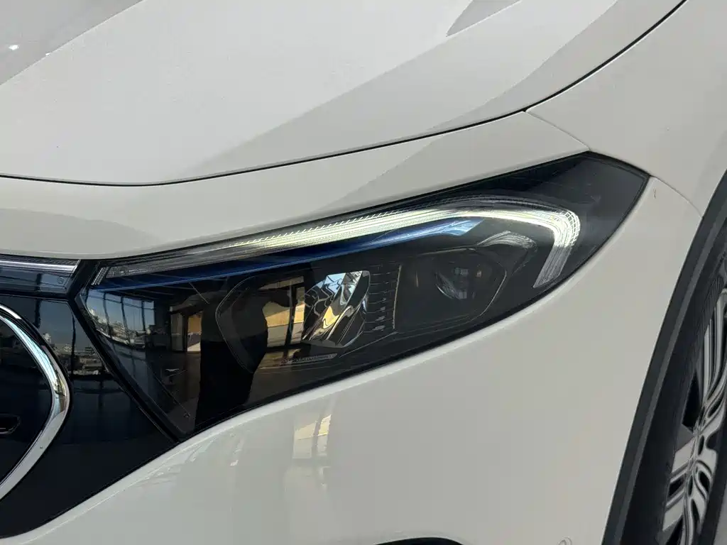 Mercedes-Benz EQA — миниатюра 20